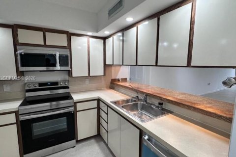 Appartement à louer à Davie, Floride: 2 chambres, 128.67 m2 № 2047384 - photo 2