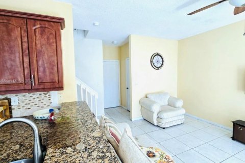 House in Pembroke Pines, Florida 4 bedrooms, 190.73 sq.m. № 1836176 - photo 23