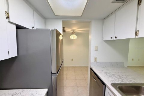 Copropriété à louer à New Port Richey, Floride: 1 chambre, 67.63 m2 № 2167411 - photo 8