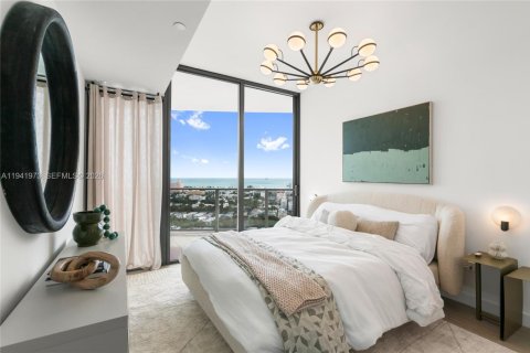 Condominio en alquiler en Miami Beach, Florida, 4 dormitorios, 328.41 m2 № 2054225 - foto 13