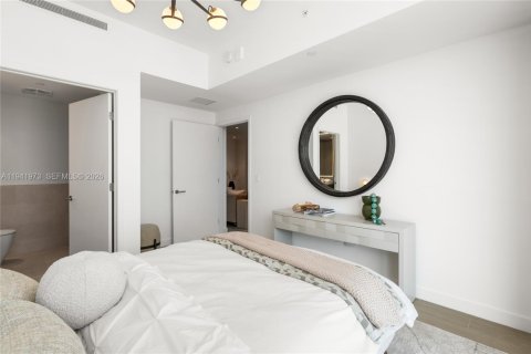Condominio en alquiler en Miami Beach, Florida, 4 dormitorios, 328.41 m2 № 2054225 - foto 10