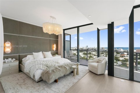 Condominio en alquiler en Miami Beach, Florida, 4 dormitorios, 328.41 m2 № 2054225 - foto 21