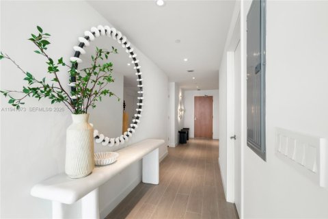 Condominio en alquiler en Miami Beach, Florida, 4 dormitorios, 328.41 m2 № 2054225 - foto 30