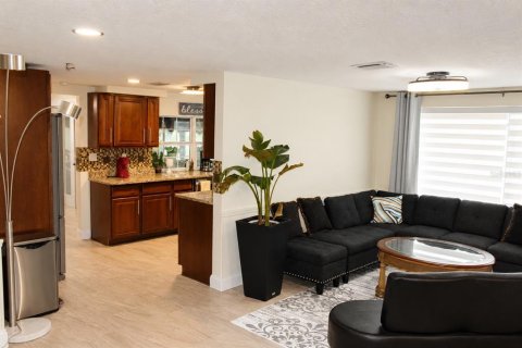 Casa en alquiler en Hudson, Florida, 4 dormitorios, 190.17 m2 № 2231614 - foto 17