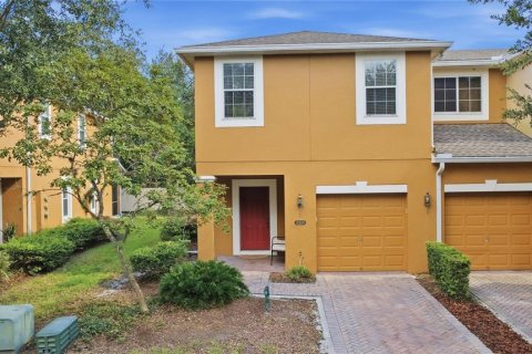 Touwnhouse à vendre à Oviedo, Floride: 3 chambres, 171.5 m2 № 2378215 - photo 2