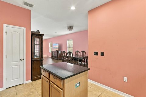 Touwnhouse à vendre à Oviedo, Floride: 3 chambres, 171.5 m2 № 2378215 - photo 15