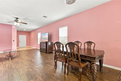 Touwnhouse à vendre à Oviedo, Floride: 3 chambres, 171.5 m2 № 2378215 - photo 7