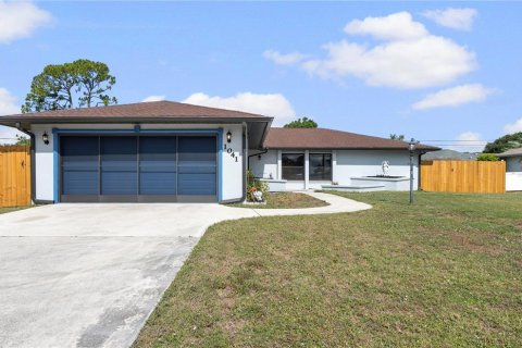 Casa en venta en North Port, Florida, 3 dormitorios, 173.63 m2 № 1769335 - foto 4