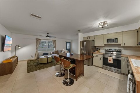 Купить виллу или дом в Дейд-Сити, Флорида 5 комнат, 100.33м2, № 2144760 - фото 12
