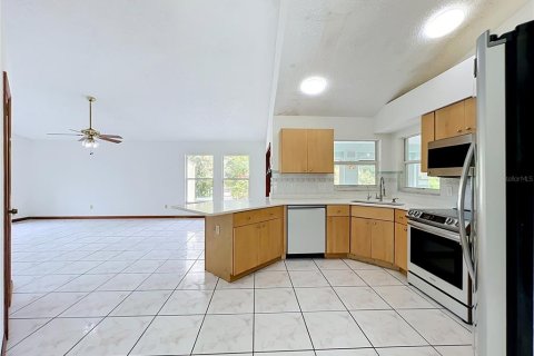 Villa ou maison à vendre à Orlando, Floride: 5 chambres, 288.28 m2 № 2400941 - photo 5