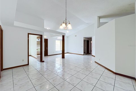 Villa ou maison à vendre à Orlando, Floride: 5 chambres, 288.28 m2 № 2400941 - photo 4