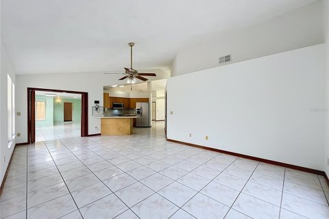Villa ou maison à vendre à Orlando, Floride: 5 chambres, 288.28 m2 № 2400941 - photo 13