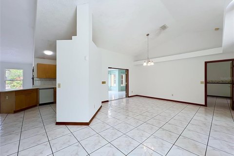 Villa ou maison à vendre à Orlando, Floride: 5 chambres, 288.28 m2 № 2400941 - photo 3