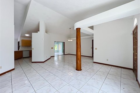Villa ou maison à vendre à Orlando, Floride: 5 chambres, 288.28 m2 № 2400941 - photo 2
