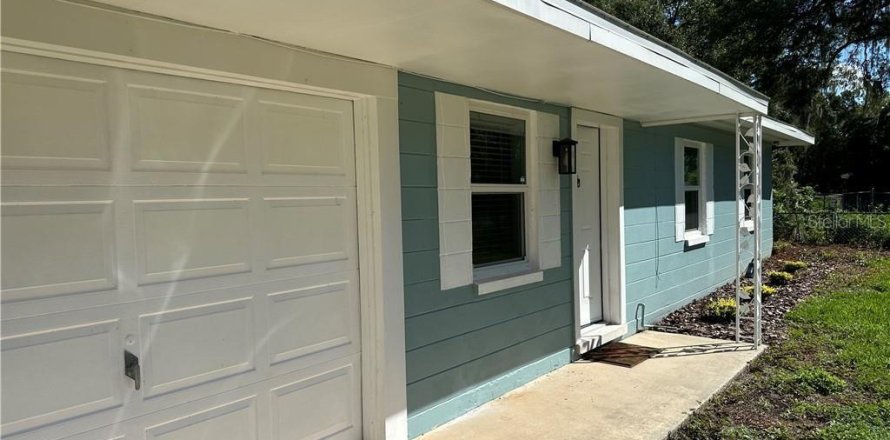 Villa ou maison à Crystal River, Floride 3 chambres, 143.26 m2 № 1916709