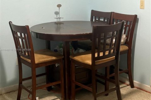 Villa ou maison à vendre à Lehigh Acres, Floride: 2 chambres № 2005901 - photo 6