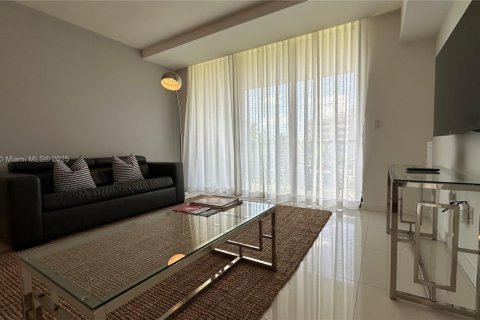 Condo in Bay Harbor Islands, Florida, 2 bedrooms  № 2053822 - photo 11