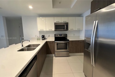 Condo in Bay Harbor Islands, Florida, 2 bedrooms  № 2053822 - photo 5