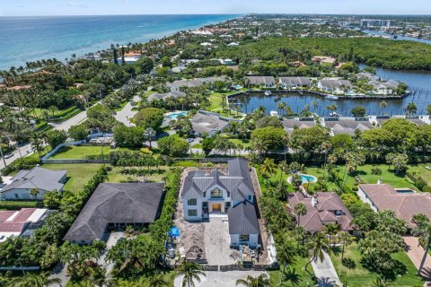 House in Ocean Ridge, Florida 5 bedrooms, 495.35 sq.m. № 2187654 - photo 27