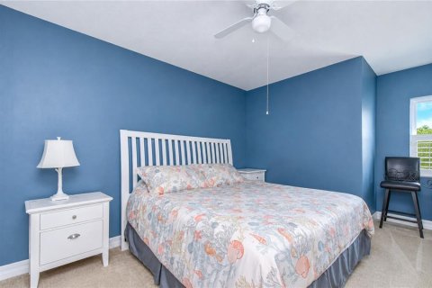 Condo in New Port Richey, Florida, 3 bedrooms  № 2324431 - photo 26