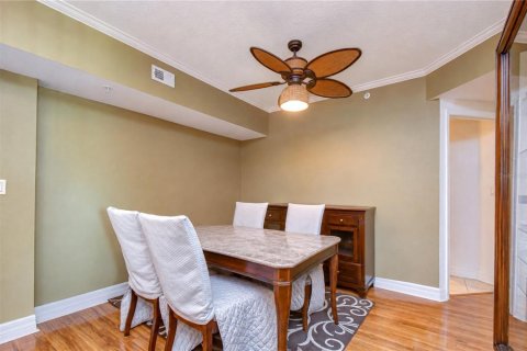 Condo in New Port Richey, Florida, 3 bedrooms  № 2324431 - photo 13