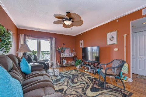 Condo in New Port Richey, Florida, 3 bedrooms  № 2324431 - photo 10