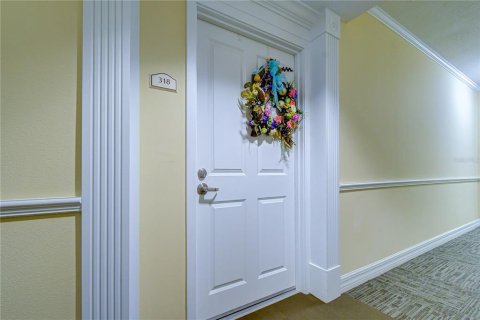 Condo in New Port Richey, Florida, 3 bedrooms  № 2324431 - photo 7