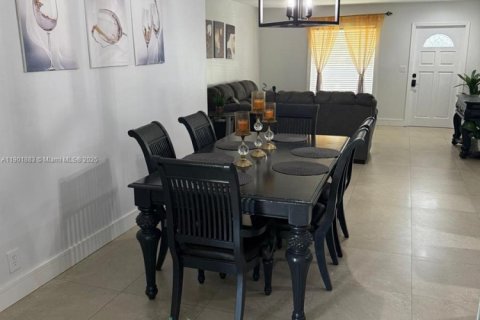 Casa en venta en Sunrise, Florida, 3 dormitorios, 145.58 m2 № 1953015 - foto 6