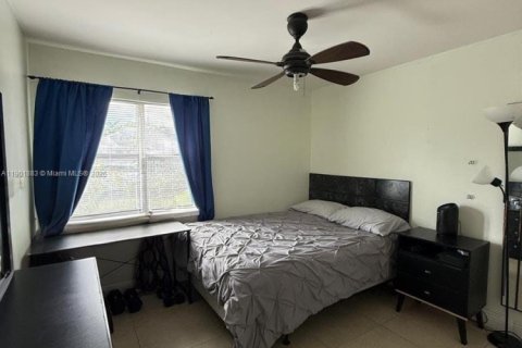 Casa en venta en Sunrise, Florida, 3 dormitorios, 145.58 m2 № 1953015 - foto 16