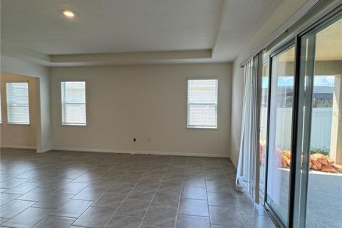 Casa en alquiler en Kissimmee, Florida, 4 dormitorios, 258.92 m2 № 1868991 - foto 8