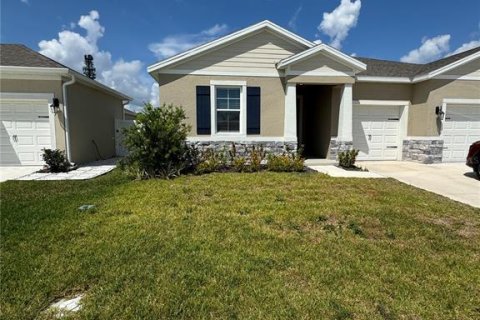 Casa en alquiler en Kissimmee, Florida, 4 dormitorios, 258.92 m2 № 1868991 - foto 2