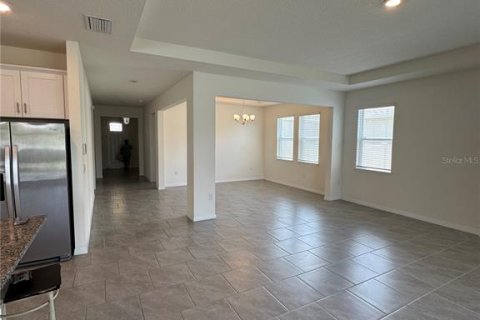 Casa en alquiler en Kissimmee, Florida, 4 dormitorios, 258.92 m2 № 1868991 - foto 9