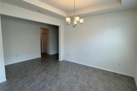 Casa en alquiler en Kissimmee, Florida, 4 dormitorios, 258.92 m2 № 1868991 - foto 13