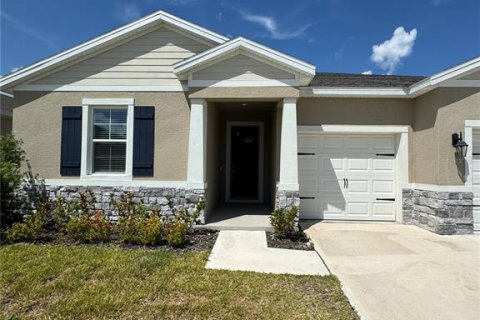Casa en alquiler en Kissimmee, Florida, 4 dormitorios, 258.92 m2 № 1868991 - foto 3