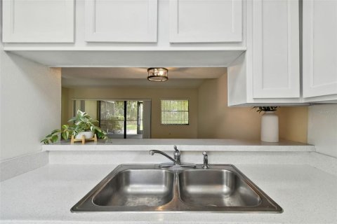 Adosado en alquiler en Oldsmar, Florida, 2 dormitorios, 111.48 m2 № 1917386 - foto 10