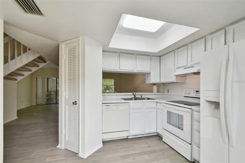 Adosado en alquiler en Oldsmar, Florida, 2 dormitorios, 111.48 m2 № 1917386 - foto 9