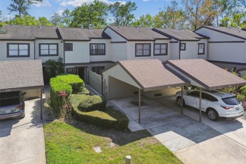 Adosado en alquiler en Oldsmar, Florida, 2 dormitorios, 111.48 m2 № 1917386 - foto 1