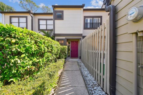 Adosado en alquiler en Oldsmar, Florida, 2 dormitorios, 111.48 m2 № 1917386 - foto 2