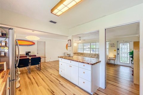 Casa en venta en Saint Petersburg, Florida, 3 dormitorios, 140.84 m2 № 1884974 - foto 26