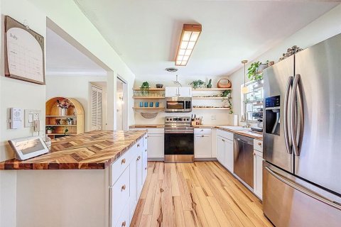 Casa en venta en Saint Petersburg, Florida, 3 dormitorios, 140.84 m2 № 1884974 - foto 3