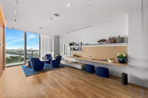Copropriété à louer à Miami, Floride: 1 chambre, 112.97 m2 № 2376889 - photo 25