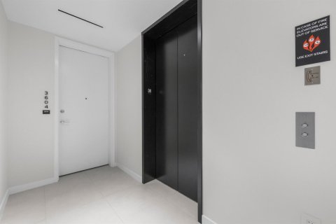 Copropriété à louer à Miami, Floride: 1 chambre, 112.97 m2 № 2376889 - photo 18