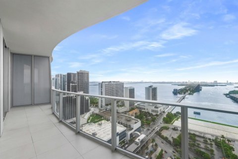 Copropriété à louer à Miami, Floride: 1 chambre, 112.97 m2 № 2376889 - photo 19