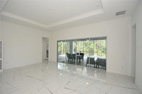 Villa ou maison à louer à Palm Coast, Floride: 5 chambres, 251.67 m2 № 2150465 - photo 4
