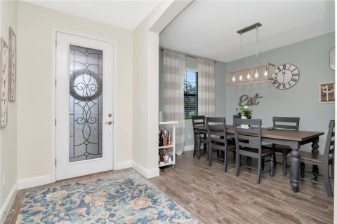 House in Land O' Lakes, Florida 4 bedrooms, 208.66 sq.m. № 1620799 - photo 6