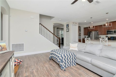House in Land O' Lakes, Florida 4 bedrooms, 208.66 sq.m. № 1620799 - photo 14