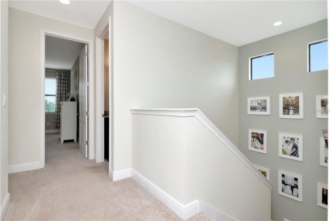 House in Land O' Lakes, Florida 4 bedrooms, 208.66 sq.m. № 1620799 - photo 24