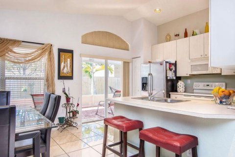 Villa ou maison à louer à Homestead, Floride: 3 chambres, 138.8 m2 № 1971374 - photo 16