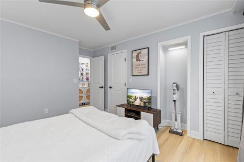 Condominio en venta en Orlando, Florida, 2 dormitorios, 87.61 m2 № 1835737 - foto 2
