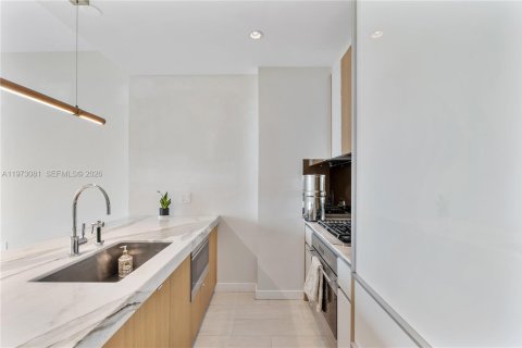 Купить кондоминиум в Майами, Флорида 1 комната, 64.57м2, № 2046748 - фото 26